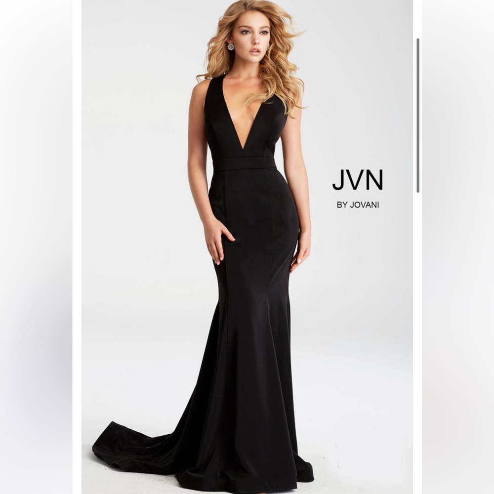 NWT Jovani Long Formal Prom Mardi Gras Ball Dress Black Size 2 Bow Detail